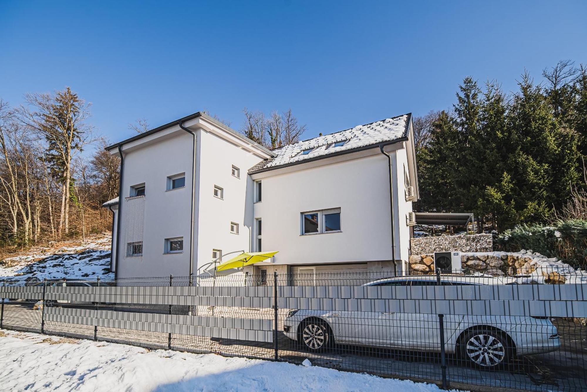 Apartments Rozalija 普雷德沃尔 客房 照片